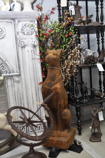 Лот: 7144827. Фото: 1. Статуэтка собаки, полистоун, размеры... Скульптуры