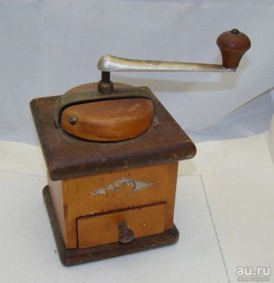 Лот: 15326322. Фото: 1. Кофемолка старинная (N155). Предметы интерьера и быта