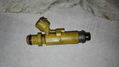 Лот: 6312526. Фото: 1. Форсунка Toyota 5E-FE. Двигатель и элементы двигателя