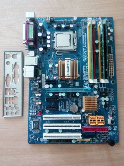 Лот: 19099015. Фото: 1. Материнская плата Gigabyte ga-p31-ds3l... Материнские платы