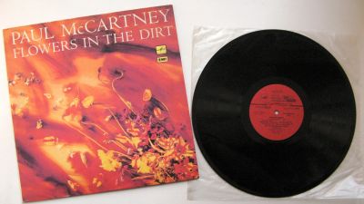 Лот: 19183446. Фото: 1. LP винил Paul McCartney - Flowers... Аудиозаписи