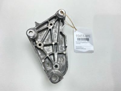 Лот: 24774884. Фото: 1. Кронштейн ролика натяжного Infiniti... Двигатель и элементы двигателя