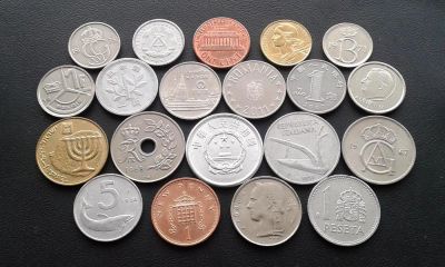 Лот: 10769157. Фото: 1. 20 монет стран Мира - одним лотом... Наборы монет