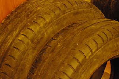 Лот: 3829503. Фото: 1. Bridgstone 195/65/15 и Nokian... Шины