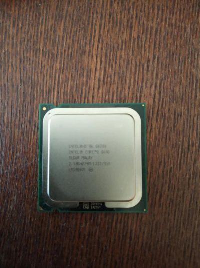 Лот: 13927174. Фото: 1. Intel Core 2 Quad Q8300 LGA775. Процессоры