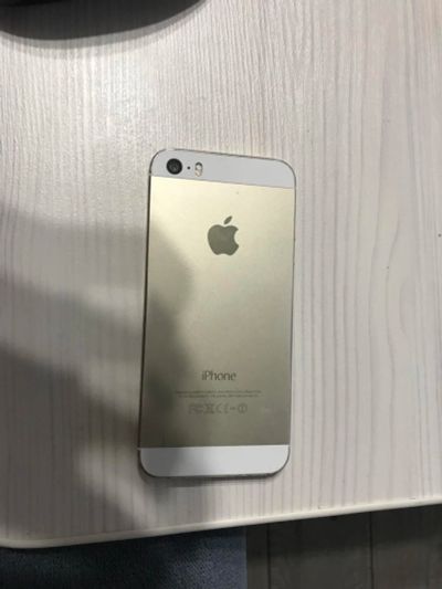 Лот: 11241945. Фото: 1. Айфон 5s 16gb. Смартфоны