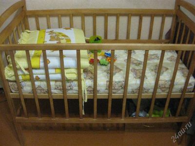 Лот: 2243679. Фото: 1. Продам деревянную кроватку комплектом. Детские кровати и кроватки