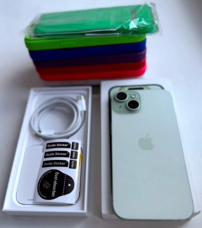 Лот: 25244463. Фото: 1. iPhone 15 на 128 GB в идеальном... Смартфоны