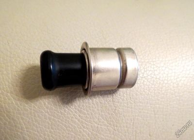 Лот: 4213079. Фото: 1. Прикуриватель Mazda Familia (bj5p... Электроприборы для автомобиля