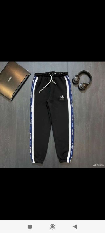 Лот: 20946825. Фото: 1. Спортивные штаны Adidas. Спортивные костюмы