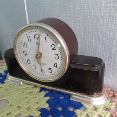 Лот: 17897115. Фото: 1. Часы кабинетные Восход Очз на... Предметы интерьера и быта