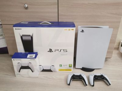 Лот: 19172074. Фото: 1. Sony Playstation 5 с дисководом... Игры для консолей