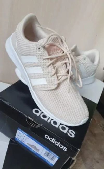 Лот: 18804426. Фото: 1. Продам кроссовки adidas 36 р. Кеды, кроссовки, слипоны
