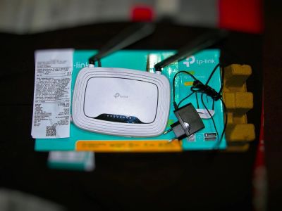 Лот: 10571760. Фото: 1. Wi-Fi-роутер TP-LINK TL-WR841N. Маршрутизаторы (роутеры)