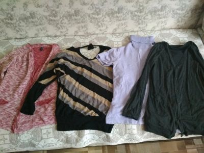 Лот: 12055754. Фото: 1. Кофты женские р-р 48, одним лотом. Свитеры, толстовки, худи
