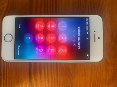 Лот: 17688210. Фото: 1. Iphone 5S - глючит дисплей. Смартфоны