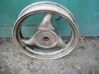 Лот: 7451794. Фото: 1. задний обод скутер. Запчасти