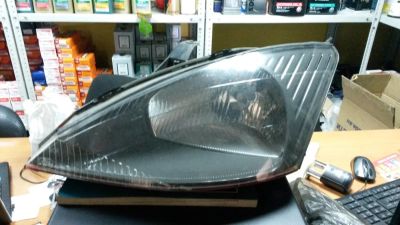 Лот: 6740378. Фото: 1. Фара левая Ford Focus 1. Оптика и освещение