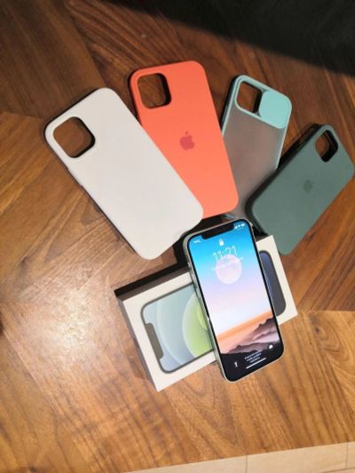 Лот: 17202672. Фото: 1. Iphone 12 на 128 гиг. Смартфоны