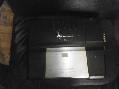 Лот: 7898857. Фото: 1. Усилитель Pioneer GM 6300F. Усилители