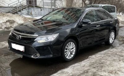 Лот: 18672644. Фото: 1. Toyota Camry 2015. Автомобили