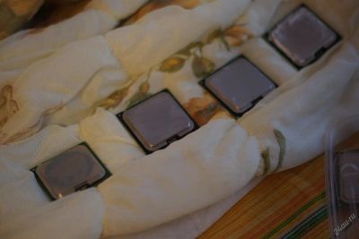 Лот: 3005167. Фото: 1. Процессоры INTEL 775 за оба. Процессоры