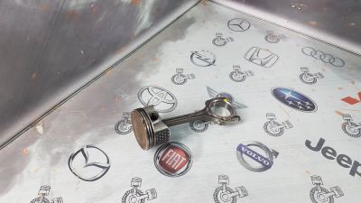 Лот: 23585047. Фото: 1. Шатун Honda Fit LEB 13010-5P6-000... Двигатель и элементы двигателя