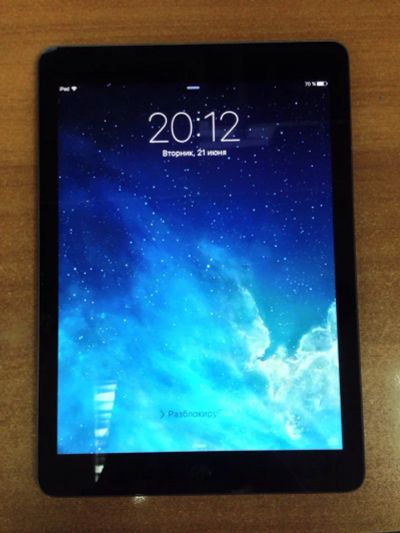 Лот: 7742546. Фото: 1. iPad Air Wi-Fi 16GB Apple черный. Планшеты