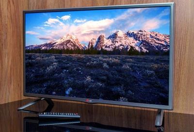 Лот: 10228732. Фото: 1. LED - Телевизор LG 32 дюйма (81см... Телевизоры