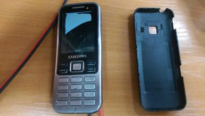 Лот: 10069692. Фото: 1. Телефон Samsung GT-C3322 (10476... Кнопочные мобильные телефоны
