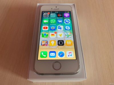 Лот: 12713188. Фото: 1. iPhone 5s 16gb. Смартфоны