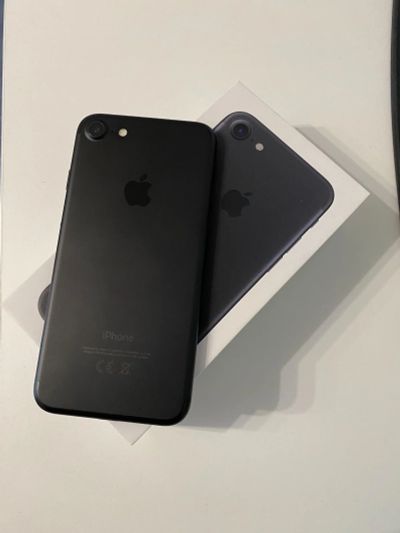 Лот: 16695501. Фото: 1. iPhone 7. Смартфоны