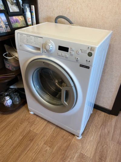 Лот: 19418726. Фото: 1. Стиральная машинка hotpoint. Стиральные машины