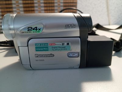 Лот: 22488328. Фото: 1. Видеокамера Panasonik NV-GS25... Аккумуляторы, зарядные