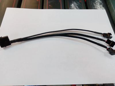 Лот: 18889763. Фото: 1. Переходник Molex - 3x 4pin разъемы... Шлейфы, кабели, переходники