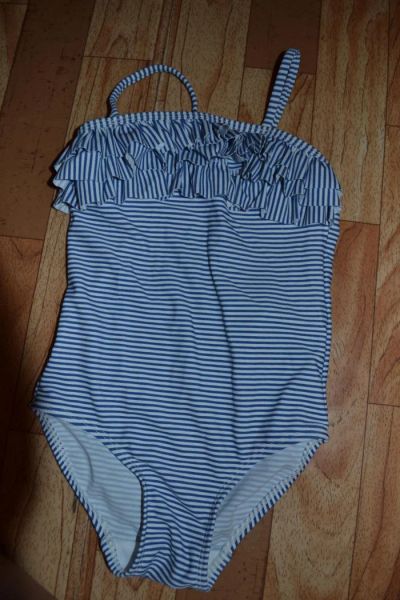 Лот: 6149236. Фото: 1. Купальник H&M 98-104 новый с этикеткой. Купальники, плавки, шорты для плавания