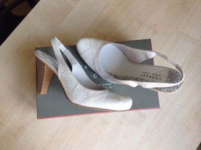Лот: 7286653. Фото: 1. Босоножки Carnaby из натуральной... Босоножки