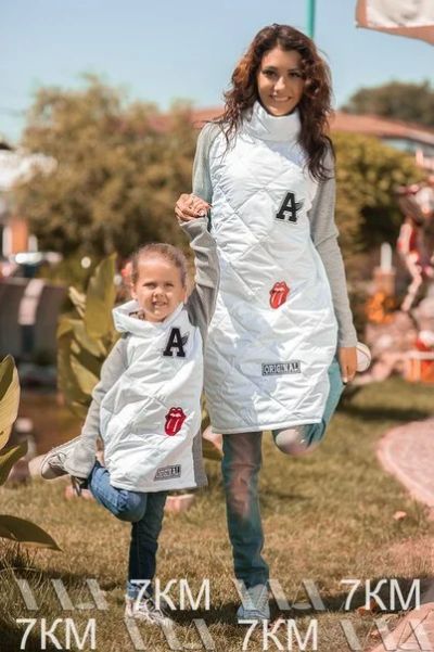 Лот: 4776215. Фото: 1. Куртка женская (весна) Размер... Верхняя одежда