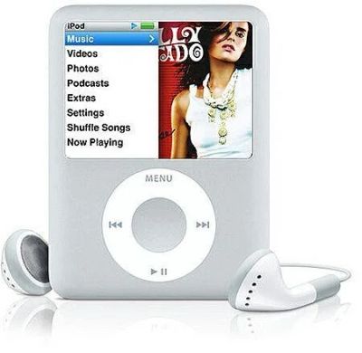 Лот: 488321. Фото: 1. ipod nano 4gb оригинал,комплект... Плееры
