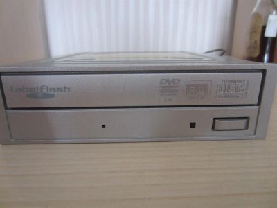 Лот: 3386791. Фото: 1. DVD RW привод Label Flash SATA... Приводы CD, DVD, BR, FDD