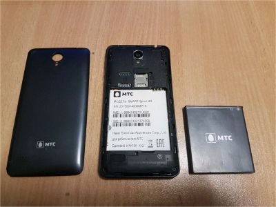 Лот: 11529373. Фото: 1. МТС Smart Sprint 4G Разбит тачскрин... Смартфоны