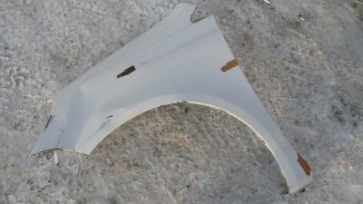 Лот: 5040204. Фото: 1. Крыло на toyota vitz левое белое... Кузов