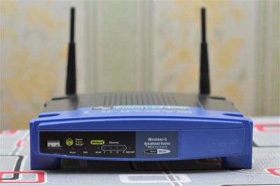 Лот: 2507718. Фото: 1. Легендарный Linksys WRT54G v7. Маршрутизаторы (роутеры)