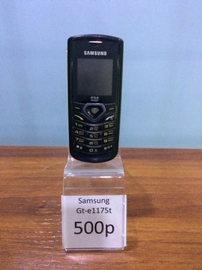 Лот: 9481523. Фото: 1. Телефон Samsung GT-E1175. Кнопочные мобильные телефоны