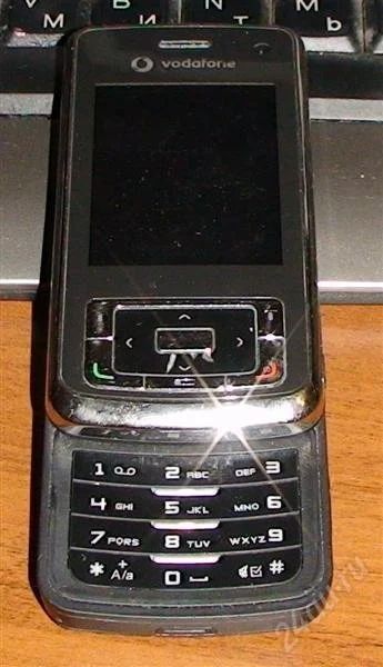 Лот: 1049445. Фото: 1. Vodafone 810 в отличном состоянии... Кнопочные мобильные телефоны