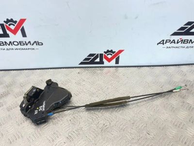 Лот: 25718146. Фото: 1. замок двери toyota corolla ZZE120. Двигатель и элементы двигателя