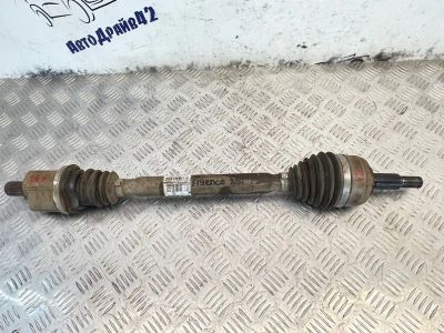 Лот: 25198176. Фото: 1. привод Renault Fluence L30R. Двигатель и элементы двигателя