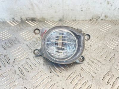 Лот: 25238002. Фото: 1. Фара противотуманная Toyota Hillux... Двигатель и элементы двигателя