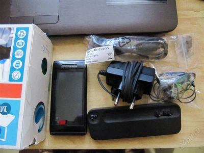 Лот: 1429490. Фото: 1. Sony Ericsson U10i Aino 8Мп, фонарик... Кнопочные мобильные телефоны