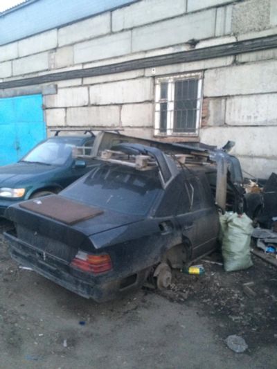 Лот: 3170195. Фото: 1. мерседес w124 в разборе, есть... Автомобили